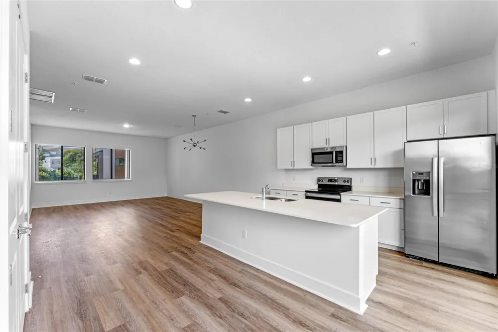42 W HARDING STREET #C Orlando, FL 32806