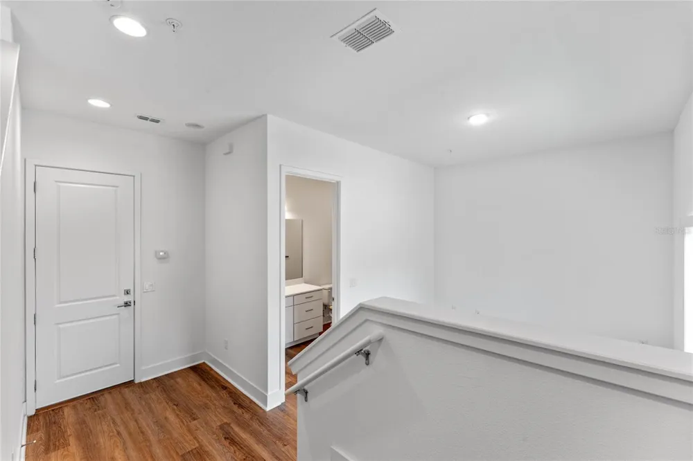 42 W HARDING STREET #C Orlando, FL 32806