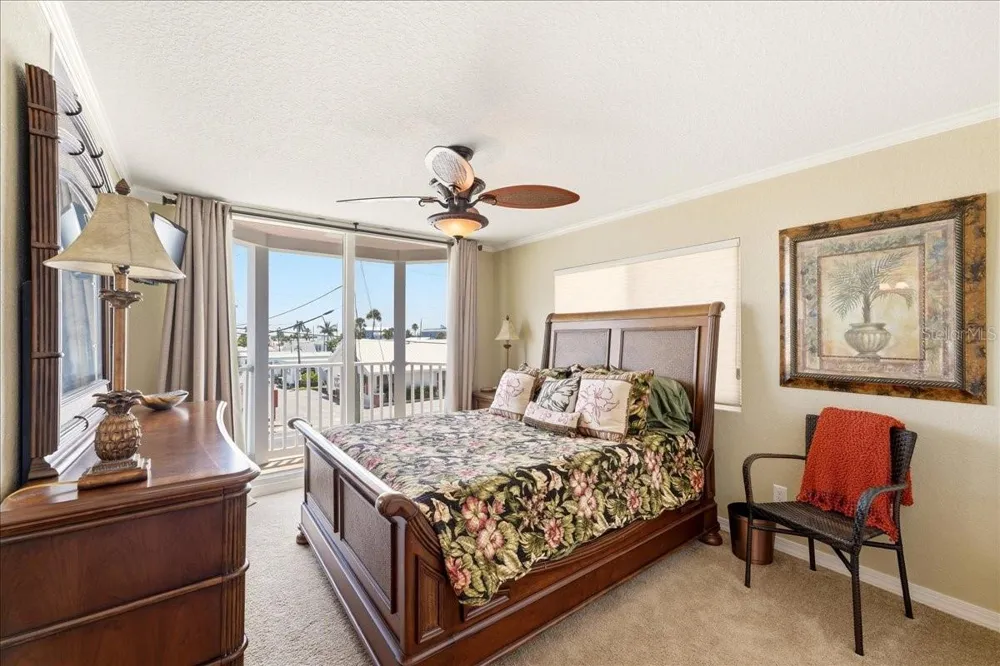 2600 GULF DRIVE #30 Bradenton Beach, FL 34217