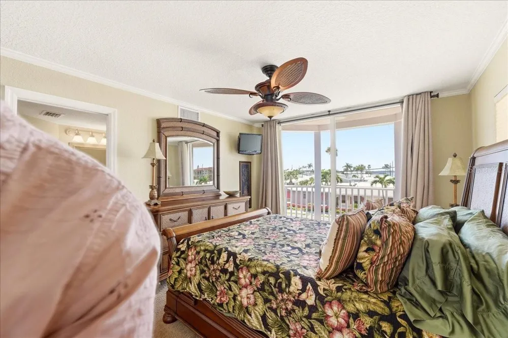 2600 GULF DRIVE #30 Bradenton Beach, FL 34217
