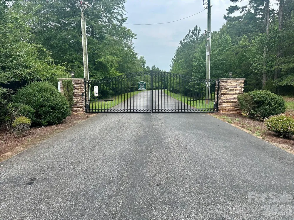 116 Cranberry Lane Mooresboro, NC 28114