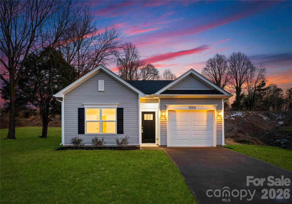 302 Starr Street Dallas, NC 28034