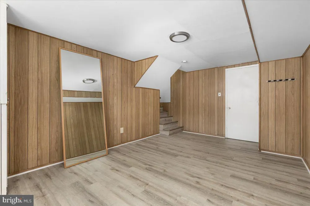 7410 DICKENSON STREET Springfield, VA 22150