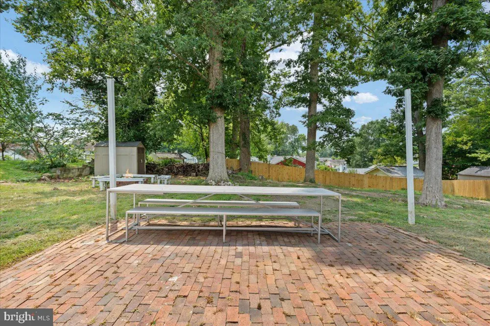 7410 DICKENSON STREET Springfield, VA 22150
