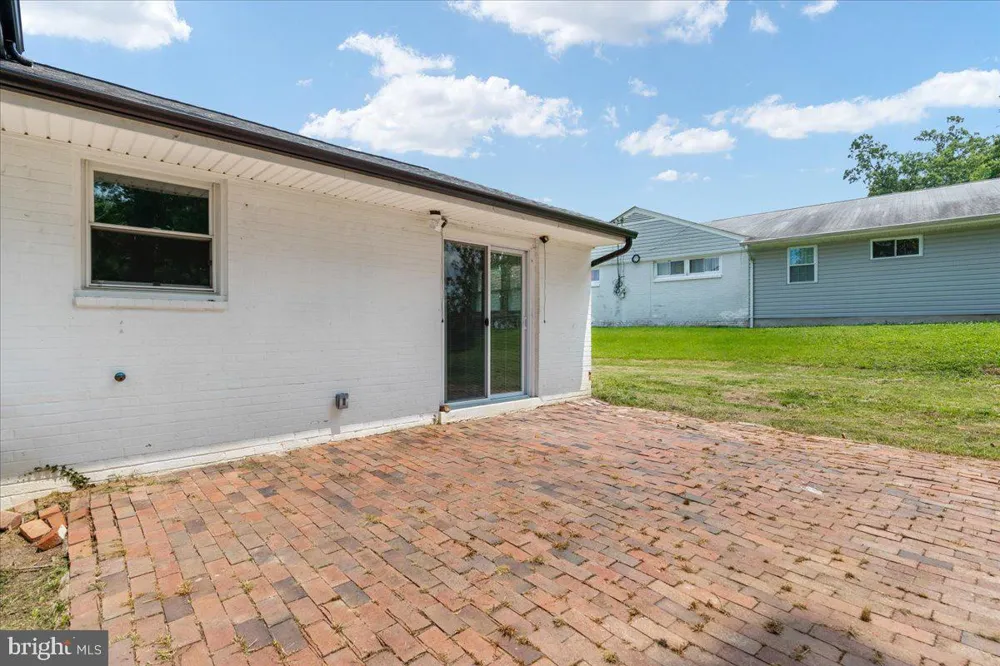 7410 DICKENSON STREET Springfield, VA 22150