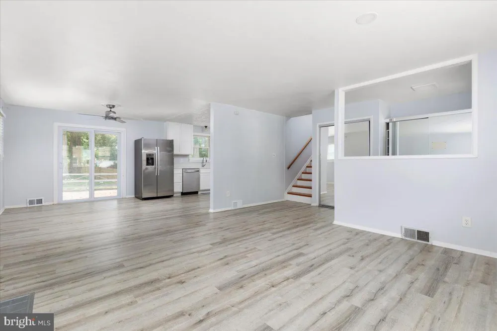7410 DICKENSON STREET Springfield, VA 22150