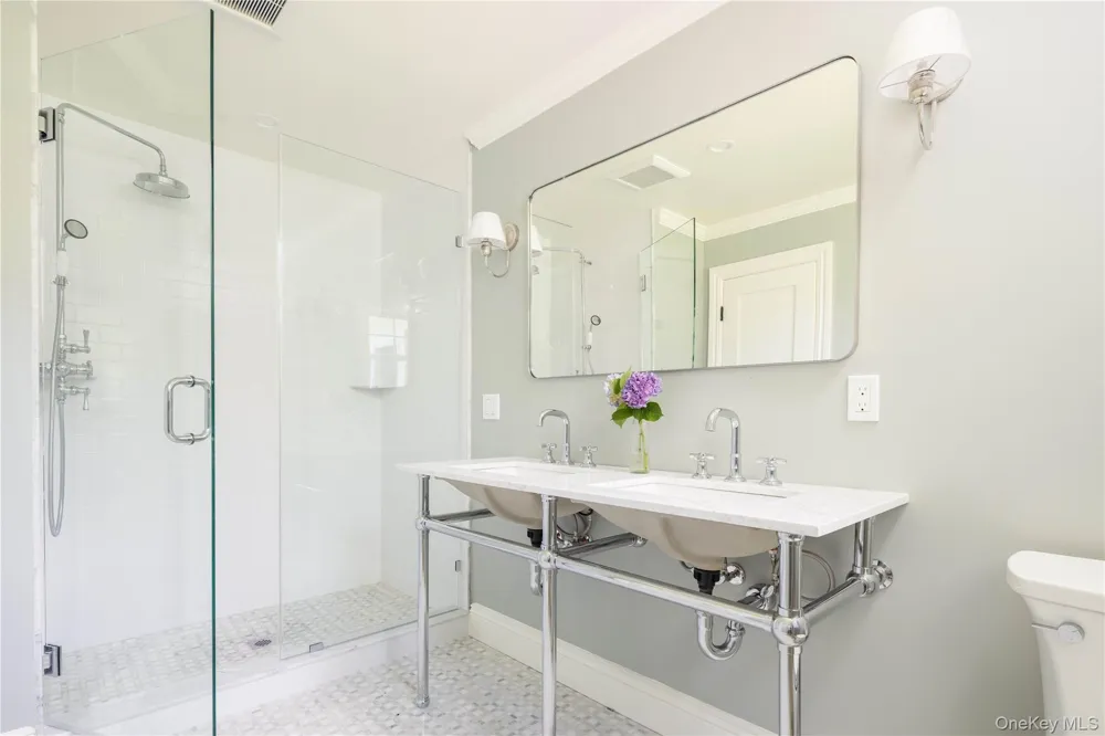 605 Cedar Drive Southold, NY 11971
