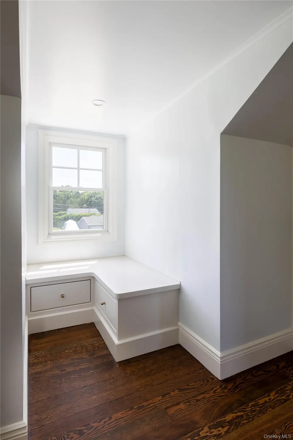605 Cedar Drive Southold, NY 11971