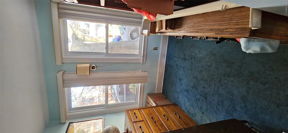 78-54 75th Street Glendale, NY 11385
