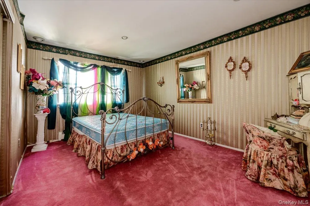 719 Hungry Harbor Road Valley Stream, NY 11581
