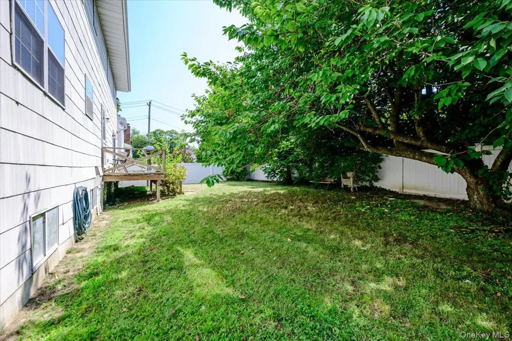719 Hungry Harbor Road Valley Stream, NY 11581
