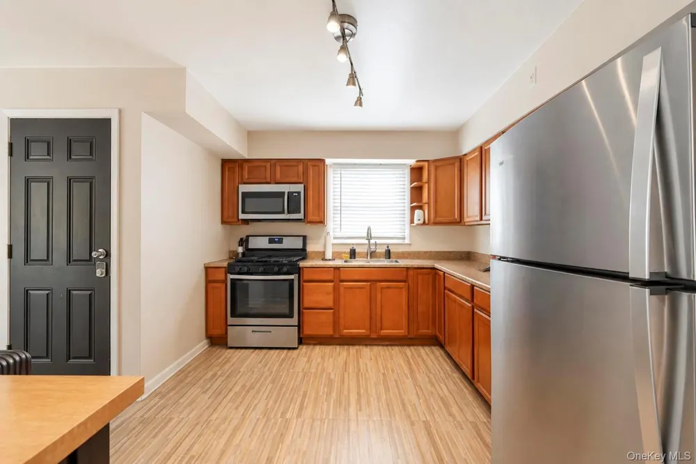 5 Tyler Avenue Hempstead, NY 11550