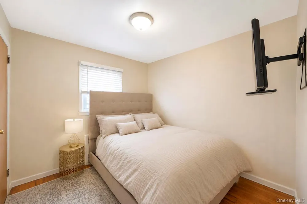 5 Tyler Avenue Hempstead, NY 11550