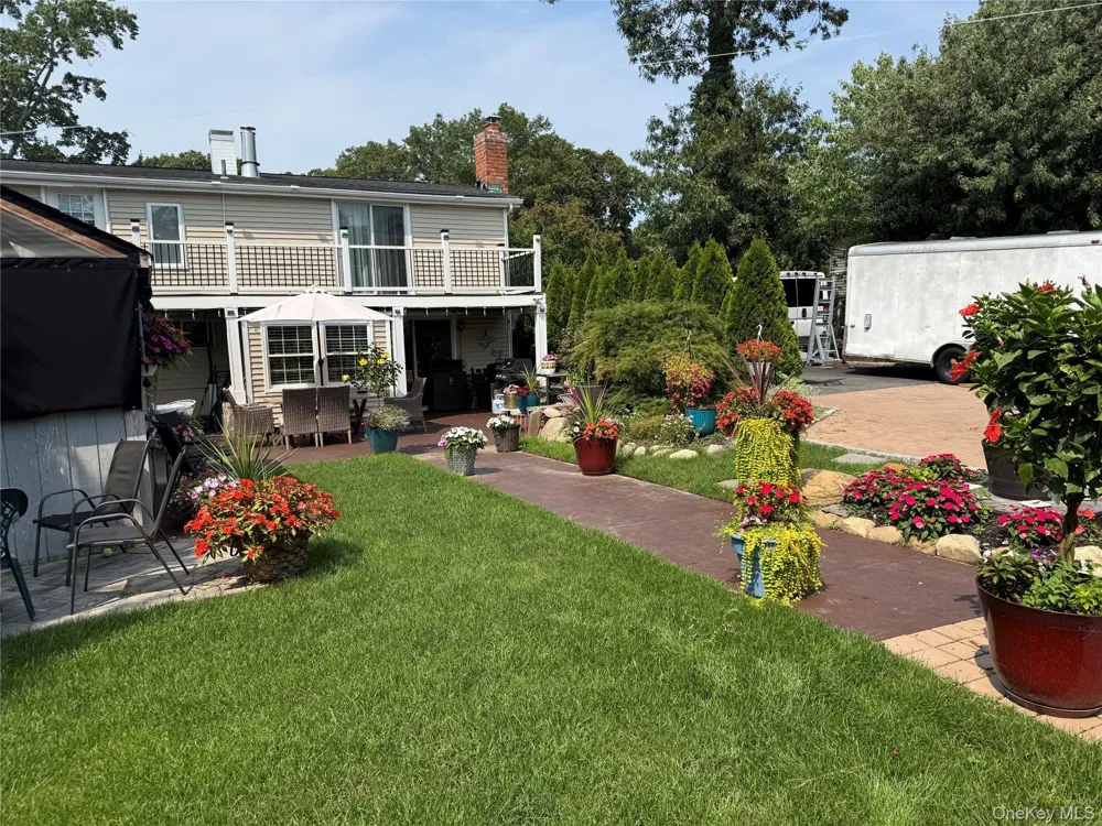 14 Fairway Drive Port Jefferson Station, NY 11776