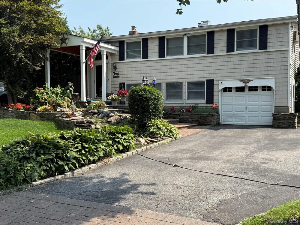 14 Fairway Drive Port Jefferson Station, NY 11776