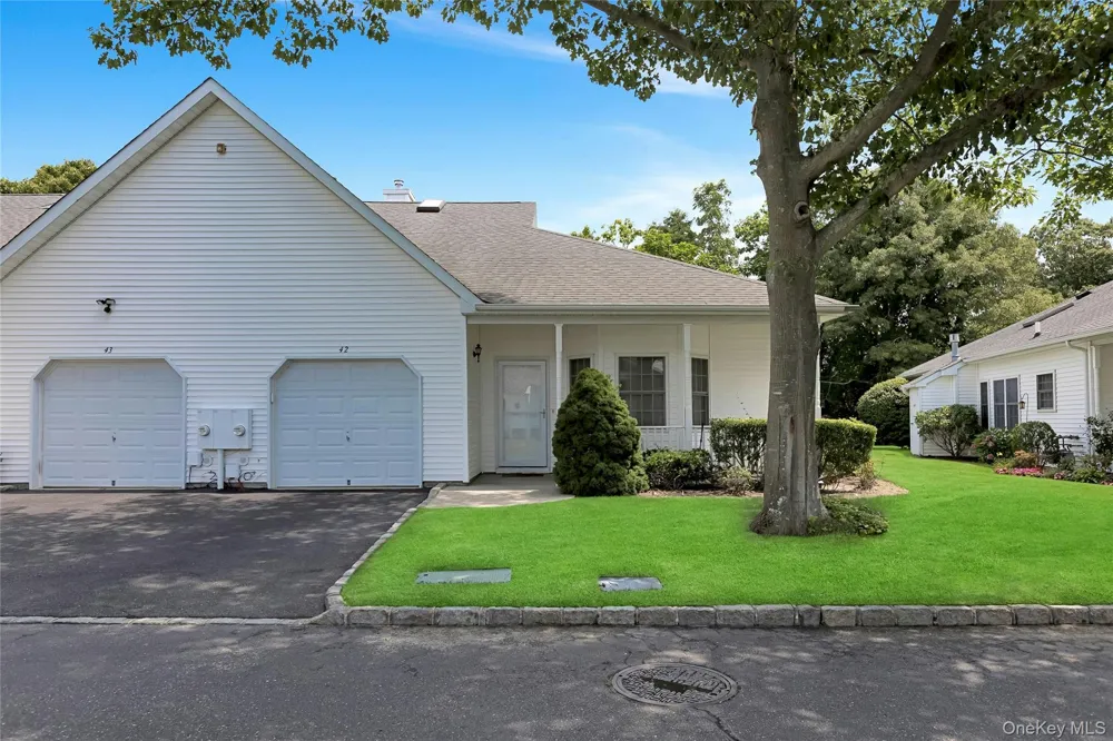 42 Oyster Cove Lane Blue Point, NY 11715