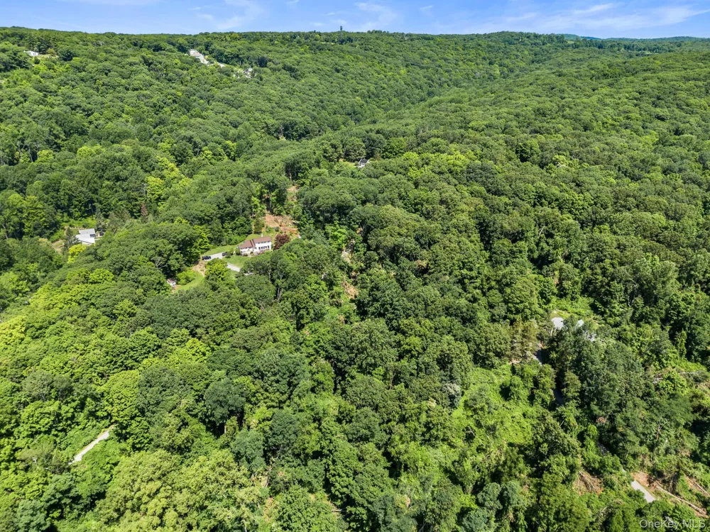 Woodin Lane Pawling, NY 12564