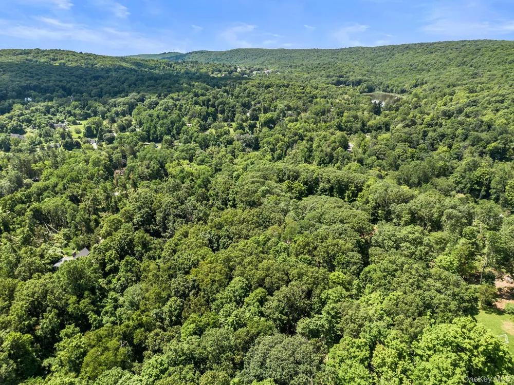 Woodin Lane Pawling, NY 12564