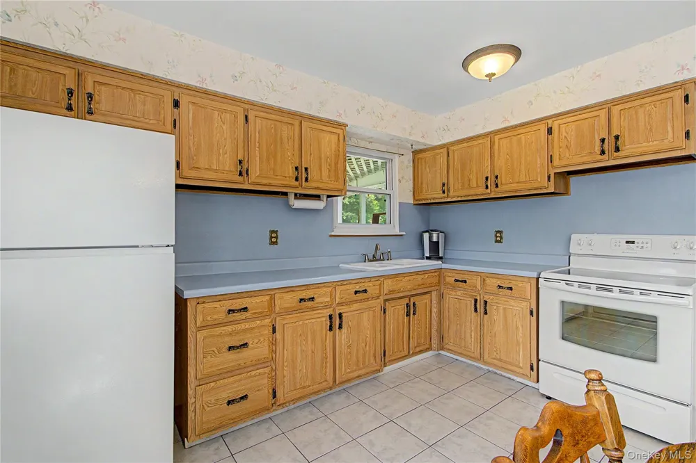 38 Seely Street Walden, NY 12586