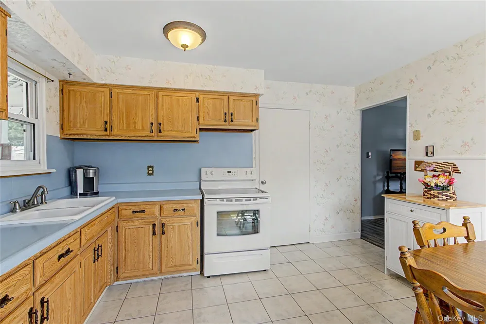 38 Seely Street Walden, NY 12586