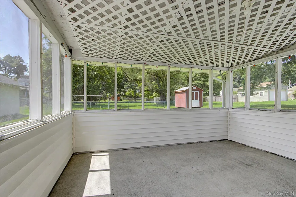 38 Seely Street Walden, NY 12586