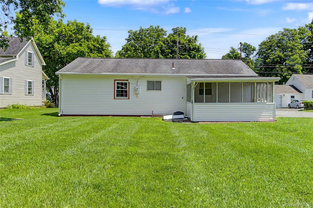 38 Seely Street Walden, NY 12586