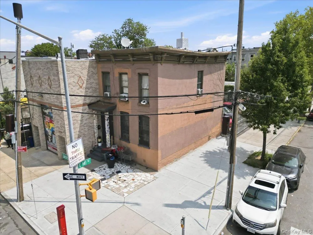 320 Jackson Avenue Bronx, NY 10454
