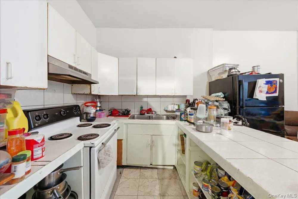 320 Jackson Avenue Bronx, NY 10454
