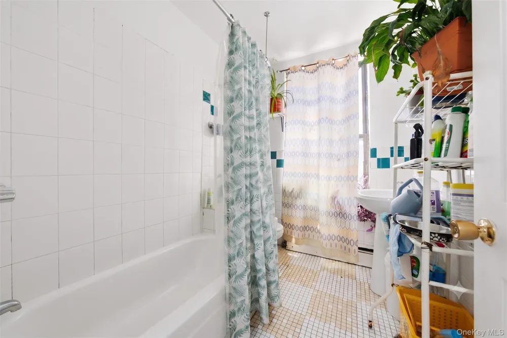 320 Jackson Avenue Bronx, NY 10454