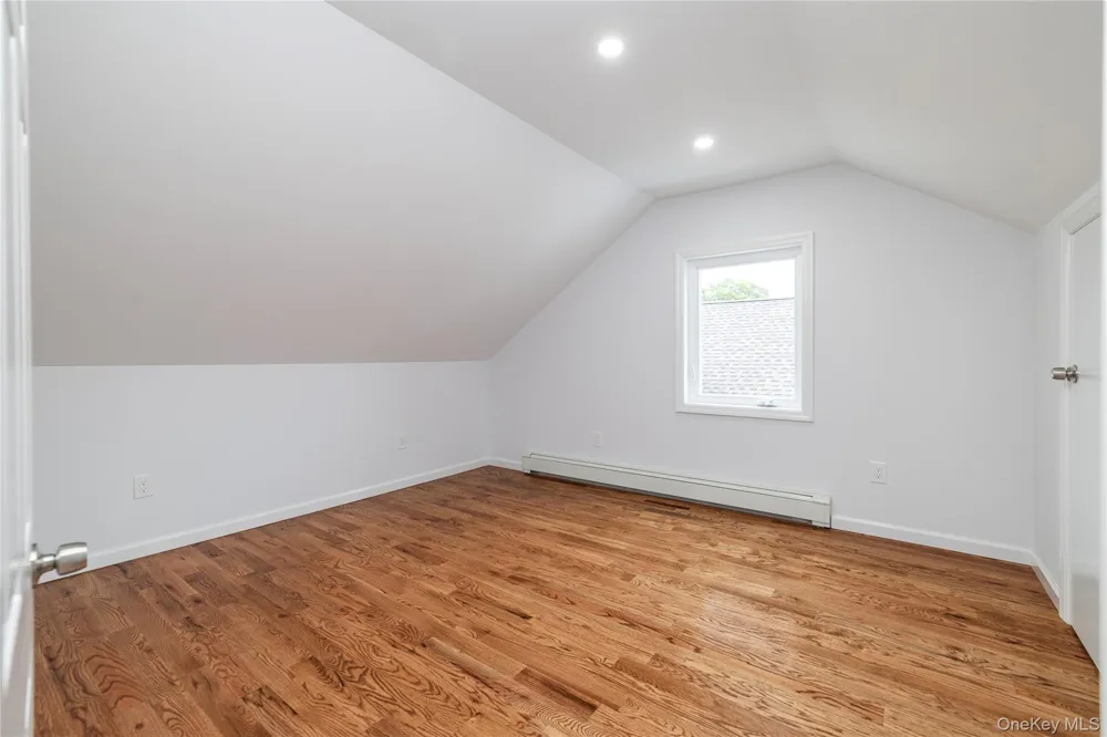 171 S Brookside Avenue Freeport, NY 11520