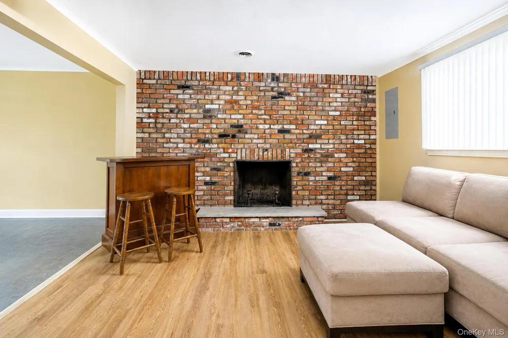 33 Tor View Avenue New City, NY 10956