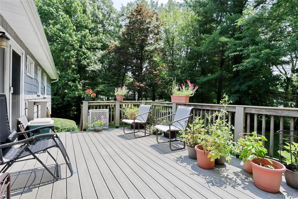 33 Tor View Avenue New City, NY 10956