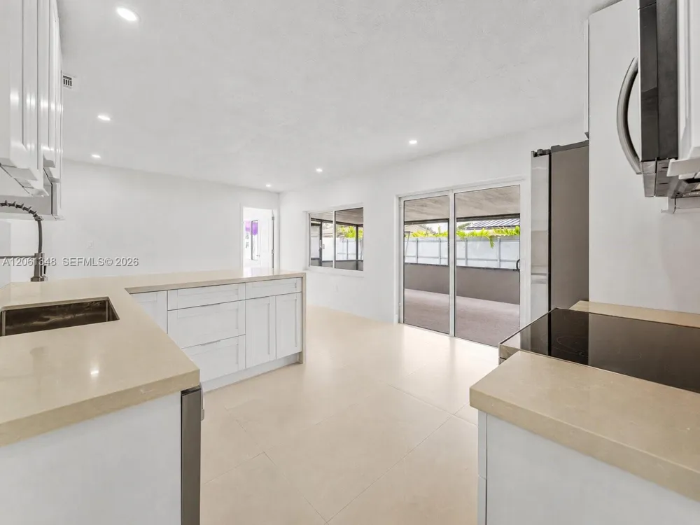 16100 NW 28th Ct Miami Gardens, FL 33054