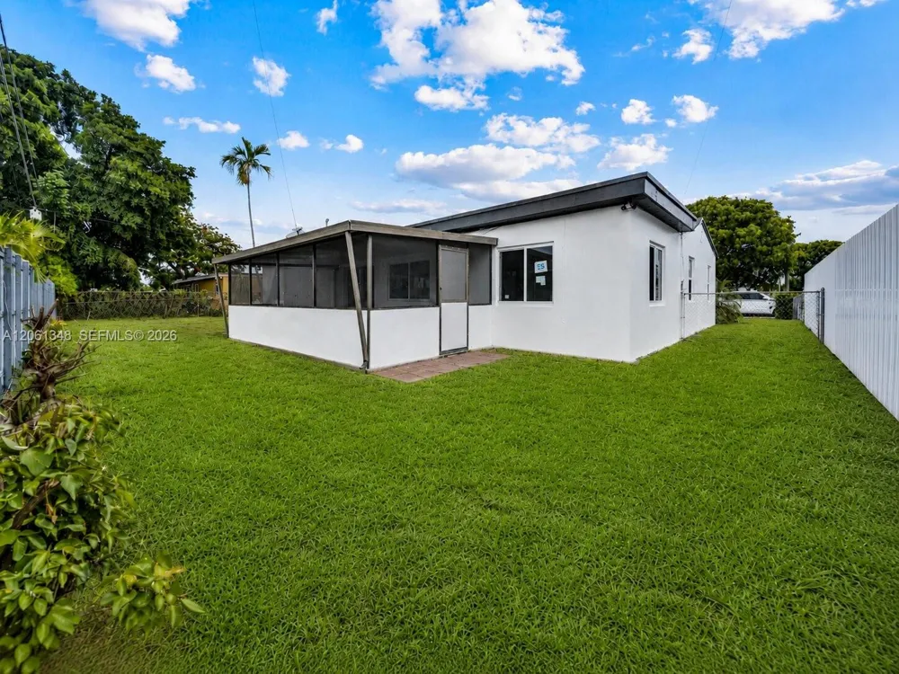 16100 NW 28th Ct Miami Gardens, FL 33054