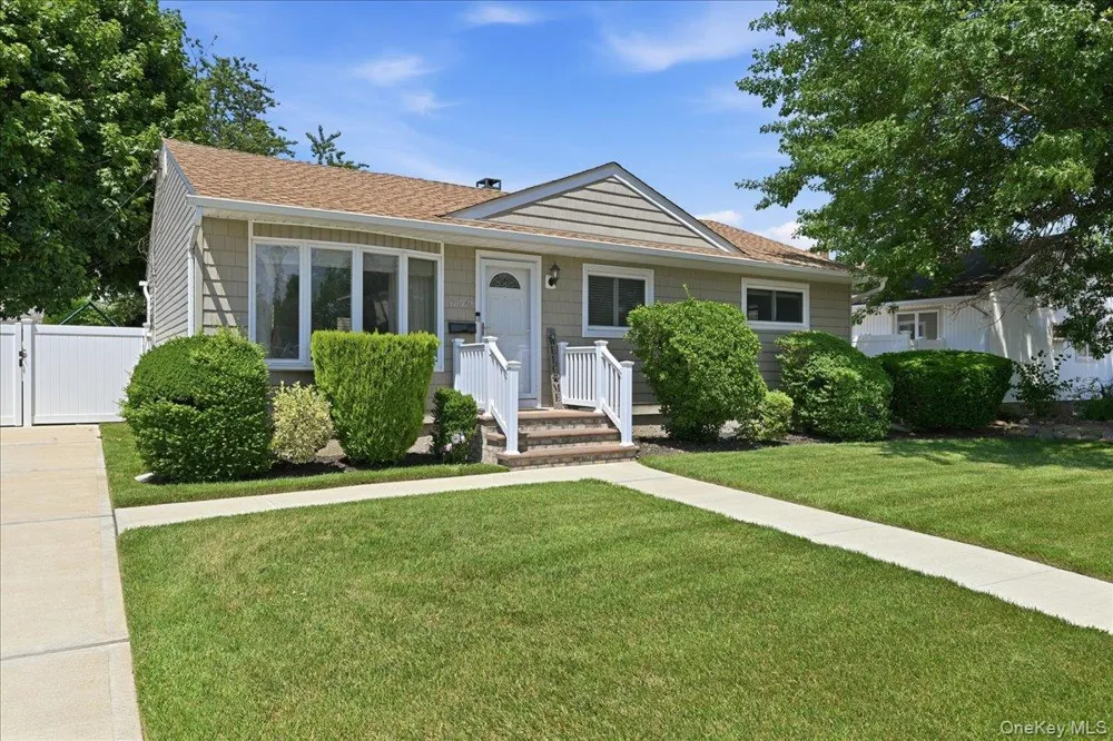 672 Anderson Avenue Franklin Square, NY 11010