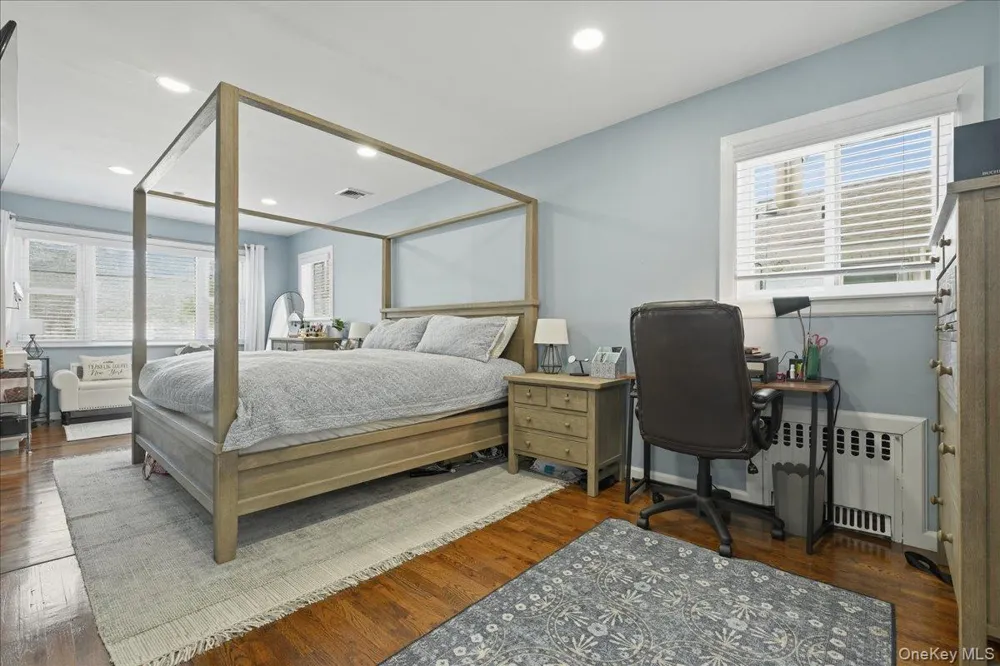 672 Anderson Avenue Franklin Square, NY 11010