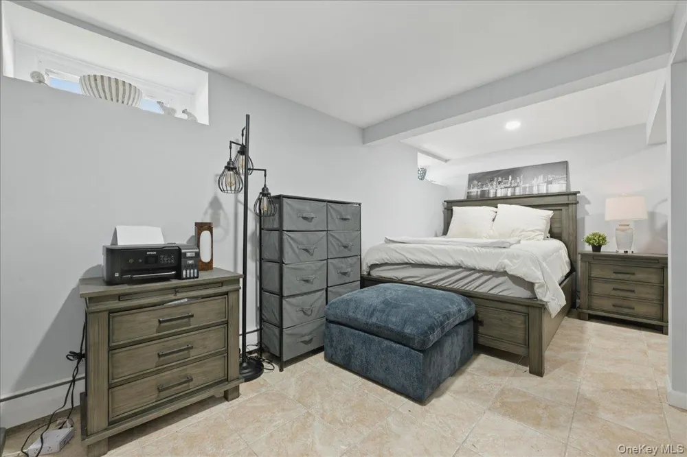 672 Anderson Avenue Franklin Square, NY 11010