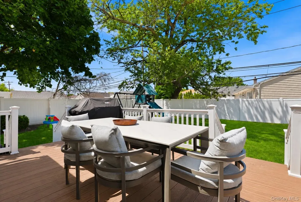 672 Anderson Avenue Franklin Square, NY 11010