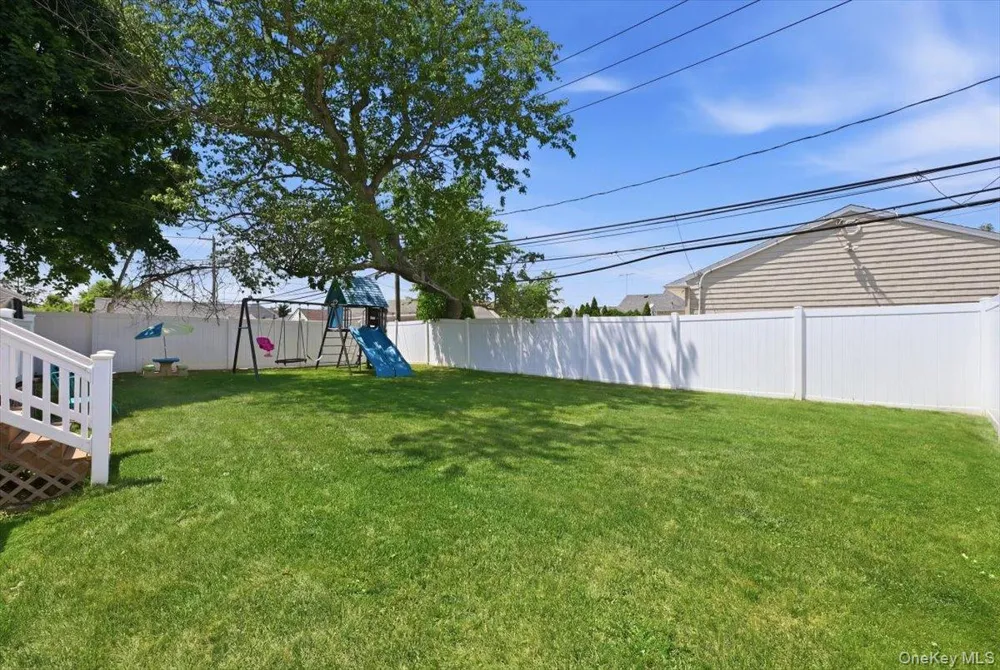 672 Anderson Avenue Franklin Square, NY 11010