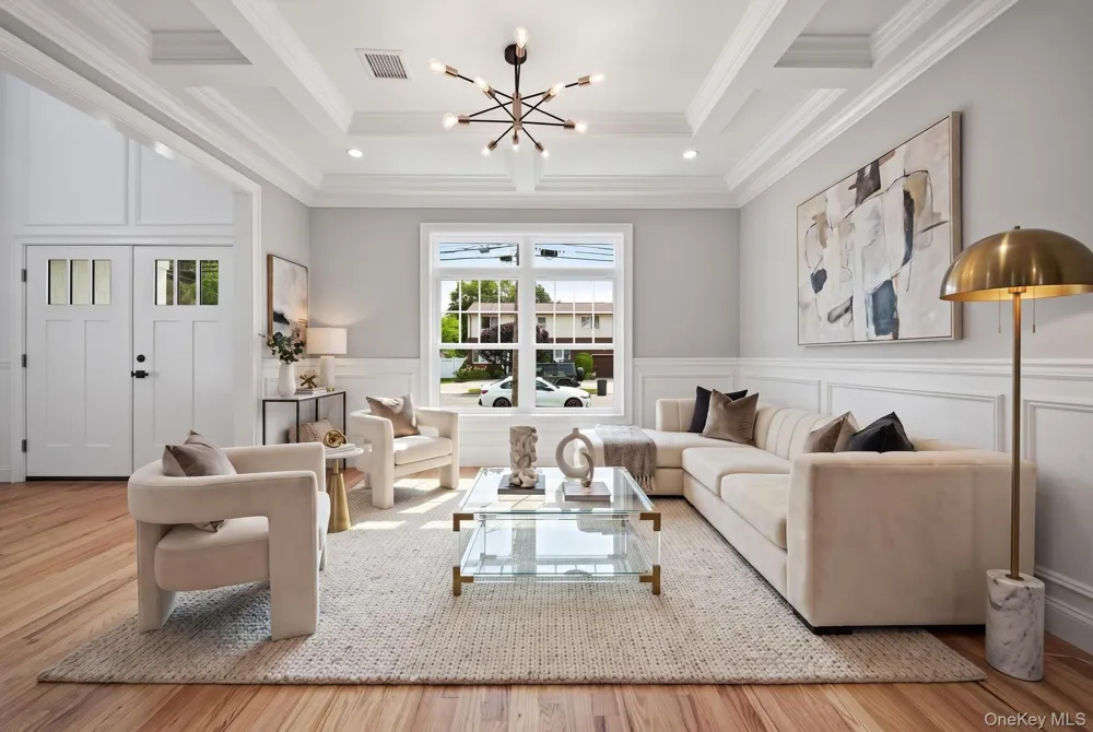 1586 Maeder Avenue Merrick, NY 11566