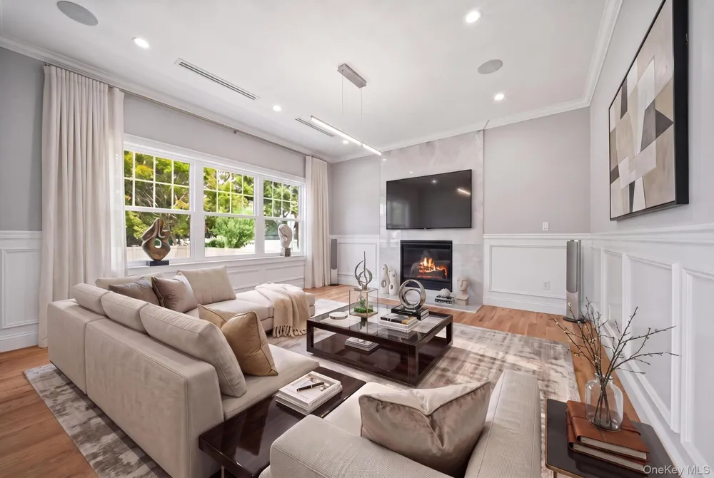 1586 Maeder Avenue Merrick, NY 11566