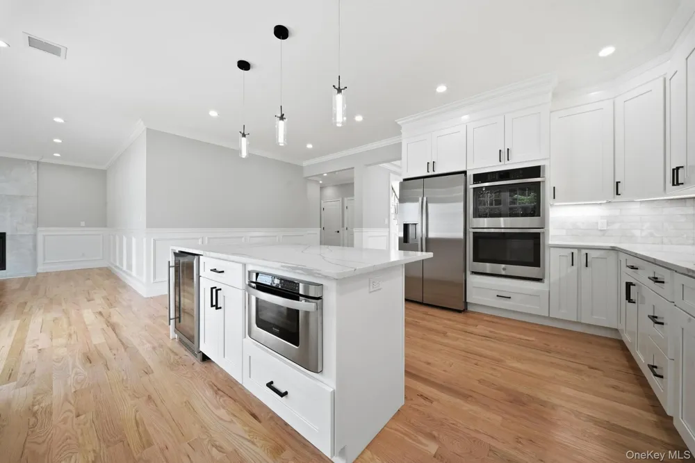 1586 Maeder Avenue Merrick, NY 11566