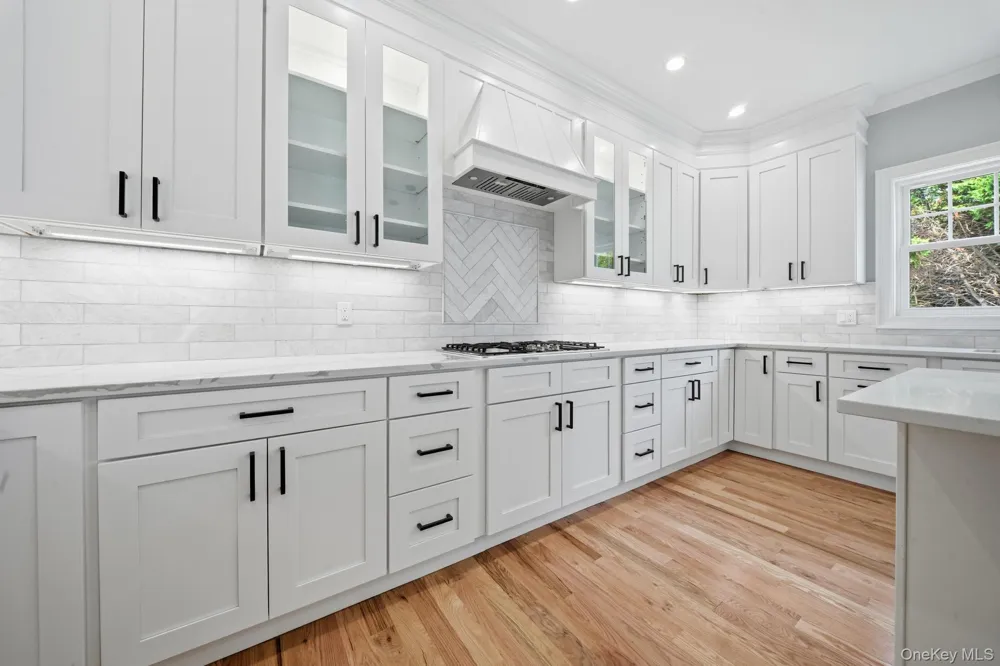 1586 Maeder Avenue Merrick, NY 11566