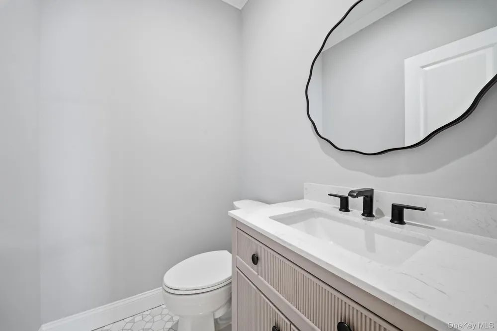 1586 Maeder Avenue Merrick, NY 11566