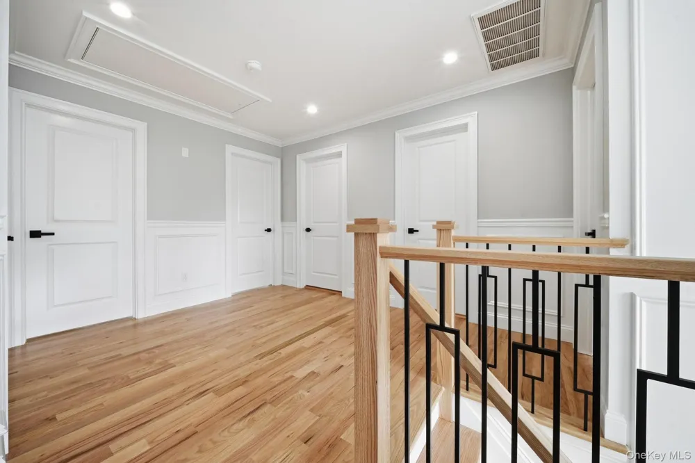 1586 Maeder Avenue Merrick, NY 11566