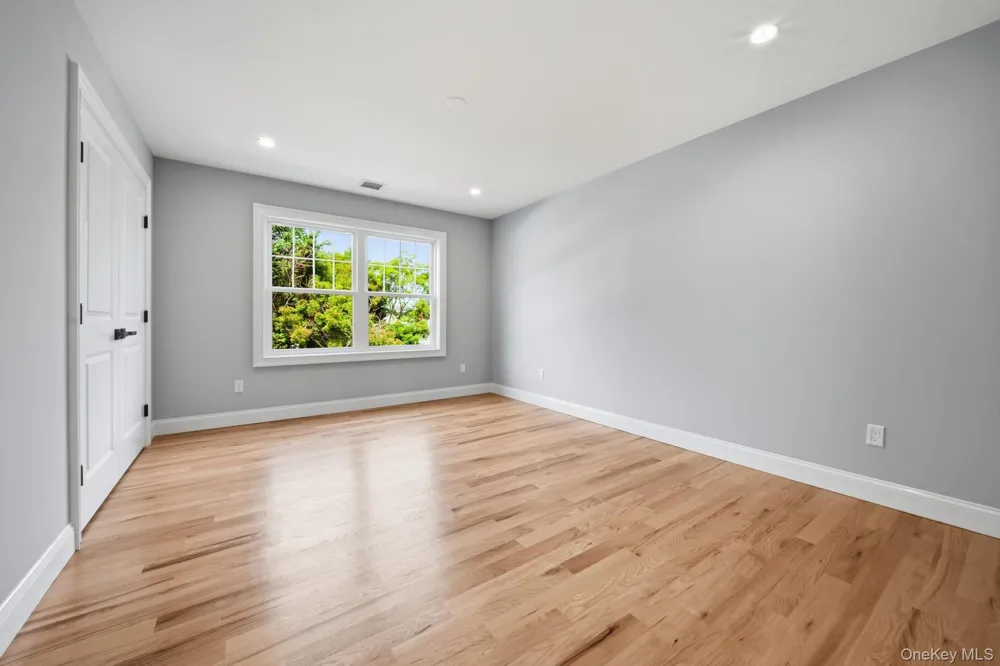 1586 Maeder Avenue Merrick, NY 11566