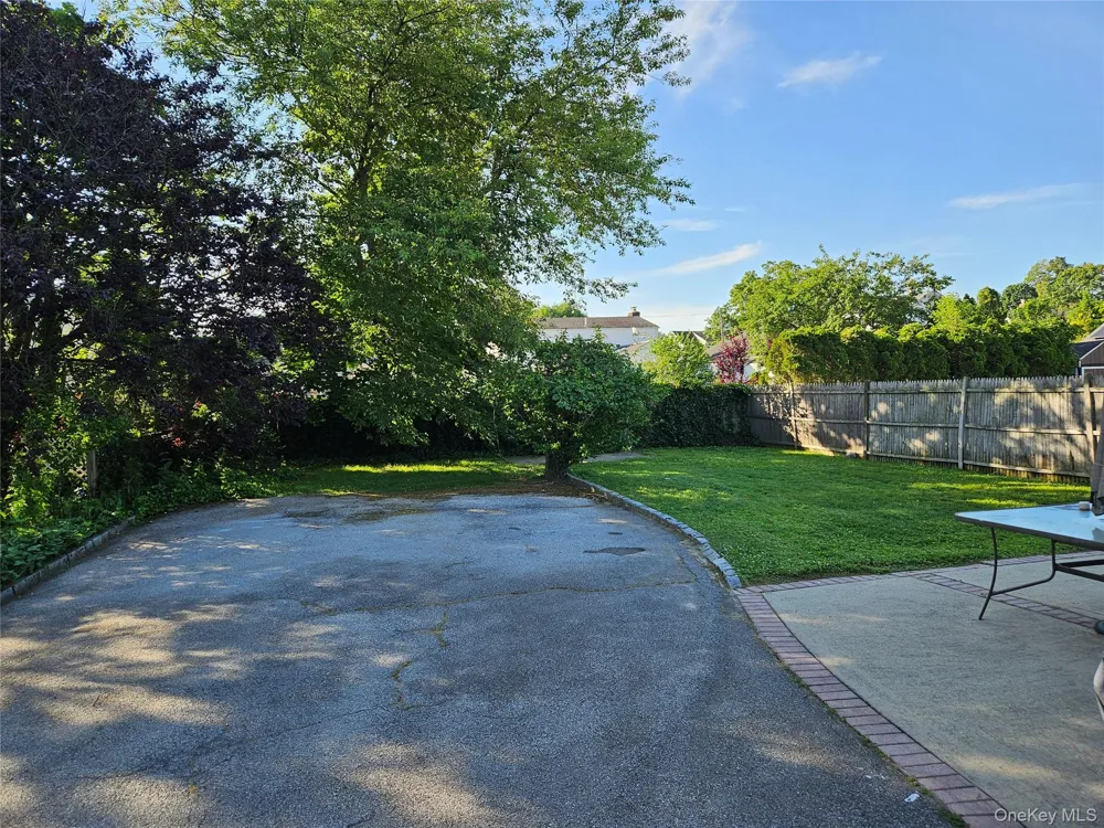54 Catherine Street Valley Stream, NY 11581