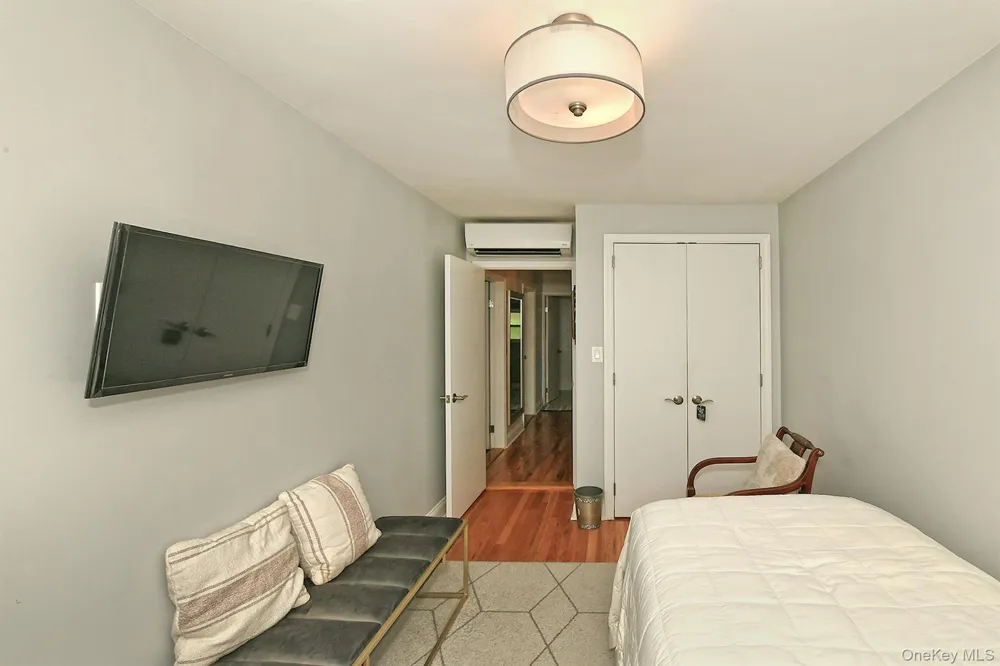 3250 32nd Street Astoria, NY 11106