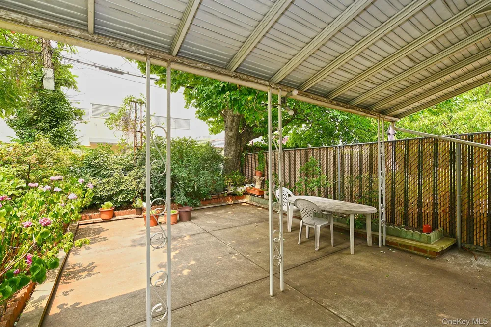 3250 32nd Street Astoria, NY 11106