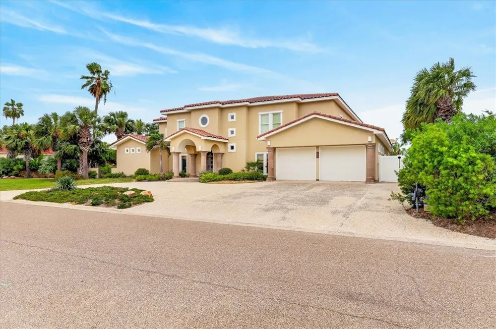 350 Mustang Boulevard Port Aransas, TX 78373